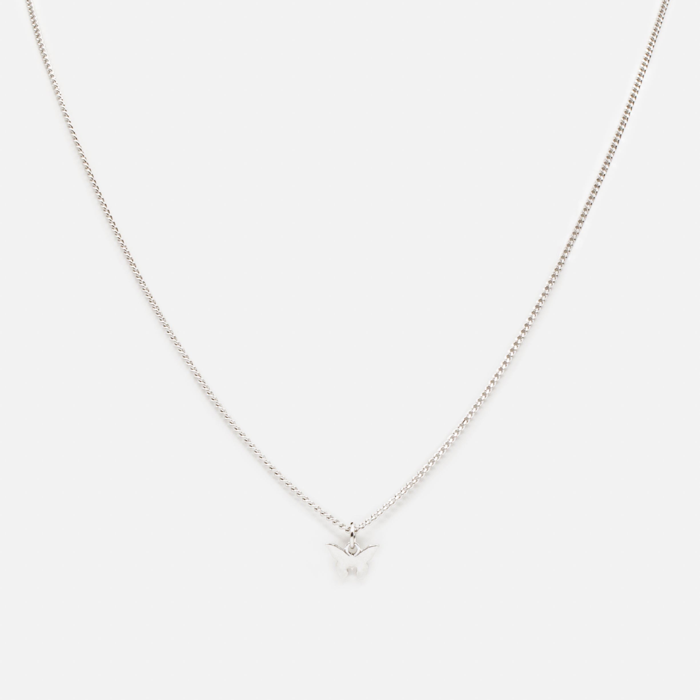Collier argenté breloque petit papillon