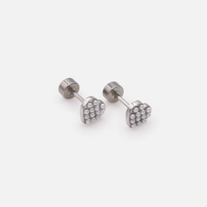 Mini boucles d'oreilles argentées coeurs perlés en acier inoxydable