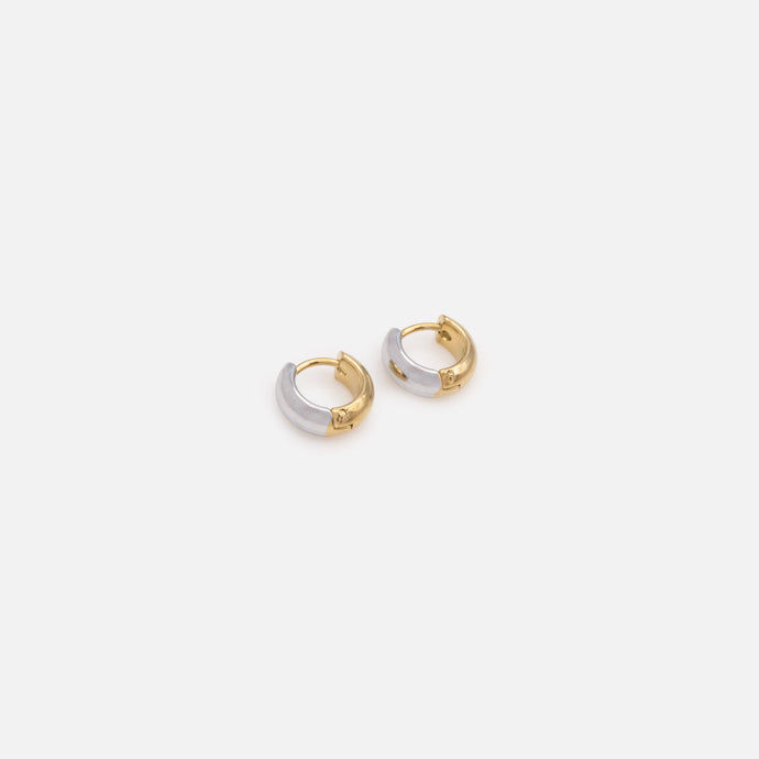 Mini boucles d'oreilles huggies deux tons en acier inoxydable