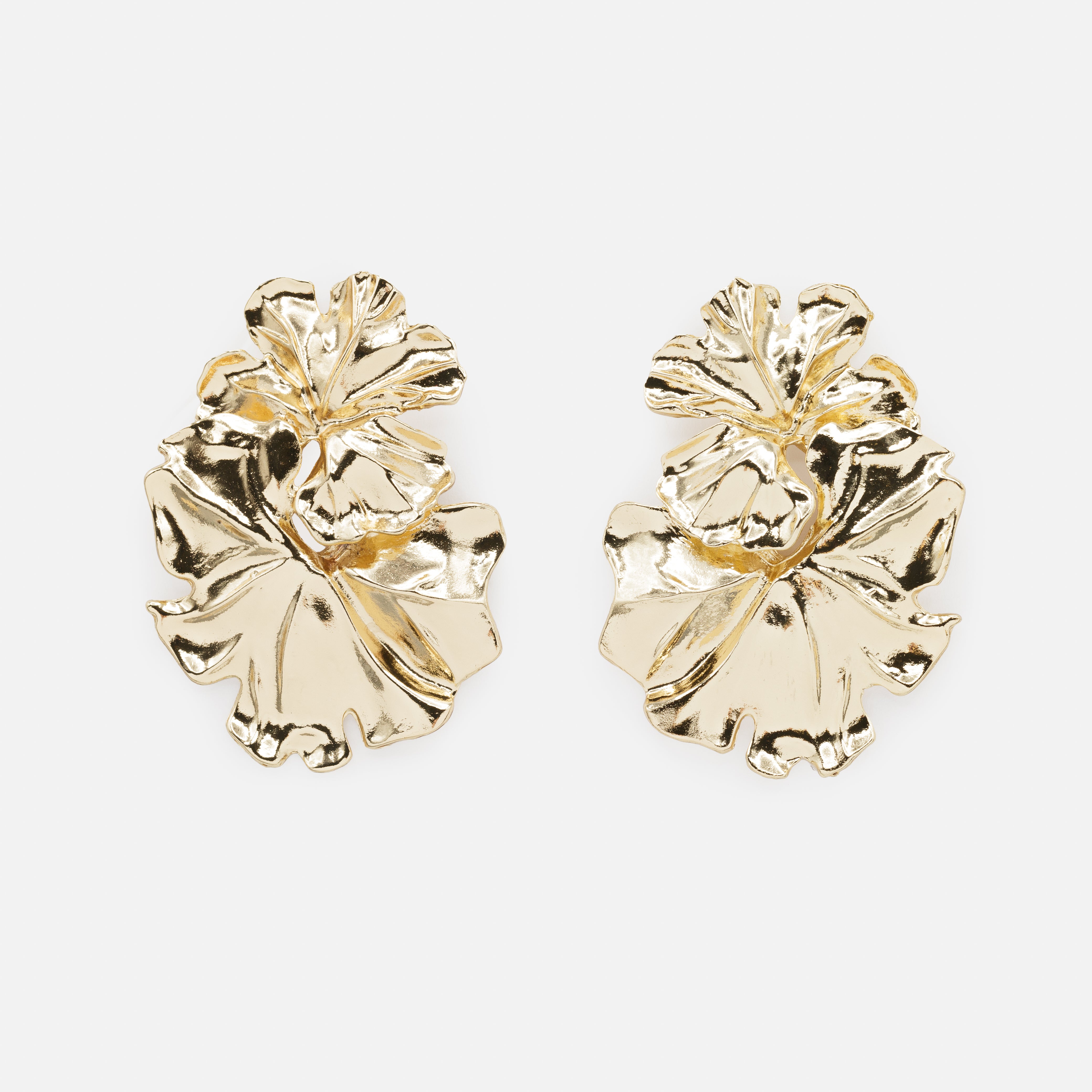 Boucles d'oreilles dorées fleurs épanouies
