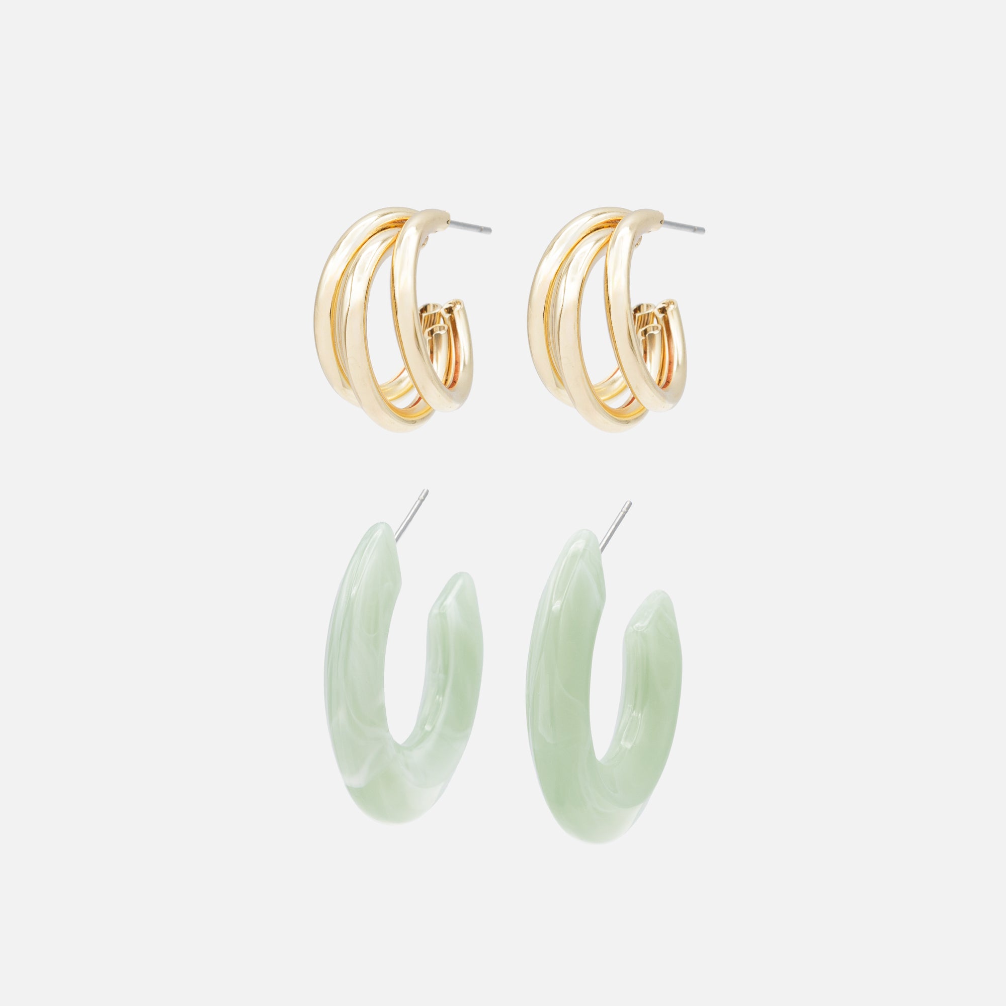 Duo de boucles d'oreilles anneaux dorés et vert sauge marbrés