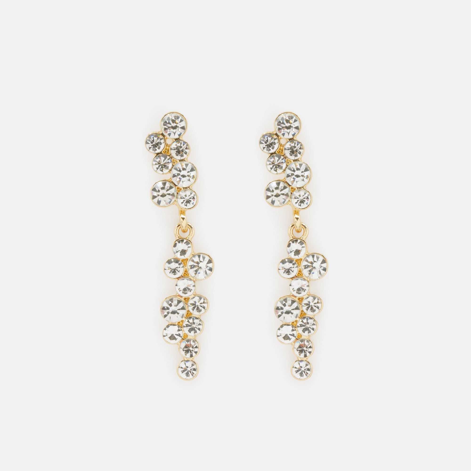 Boucles d'oreilles dorées longues avec grappes de zircons cubiques