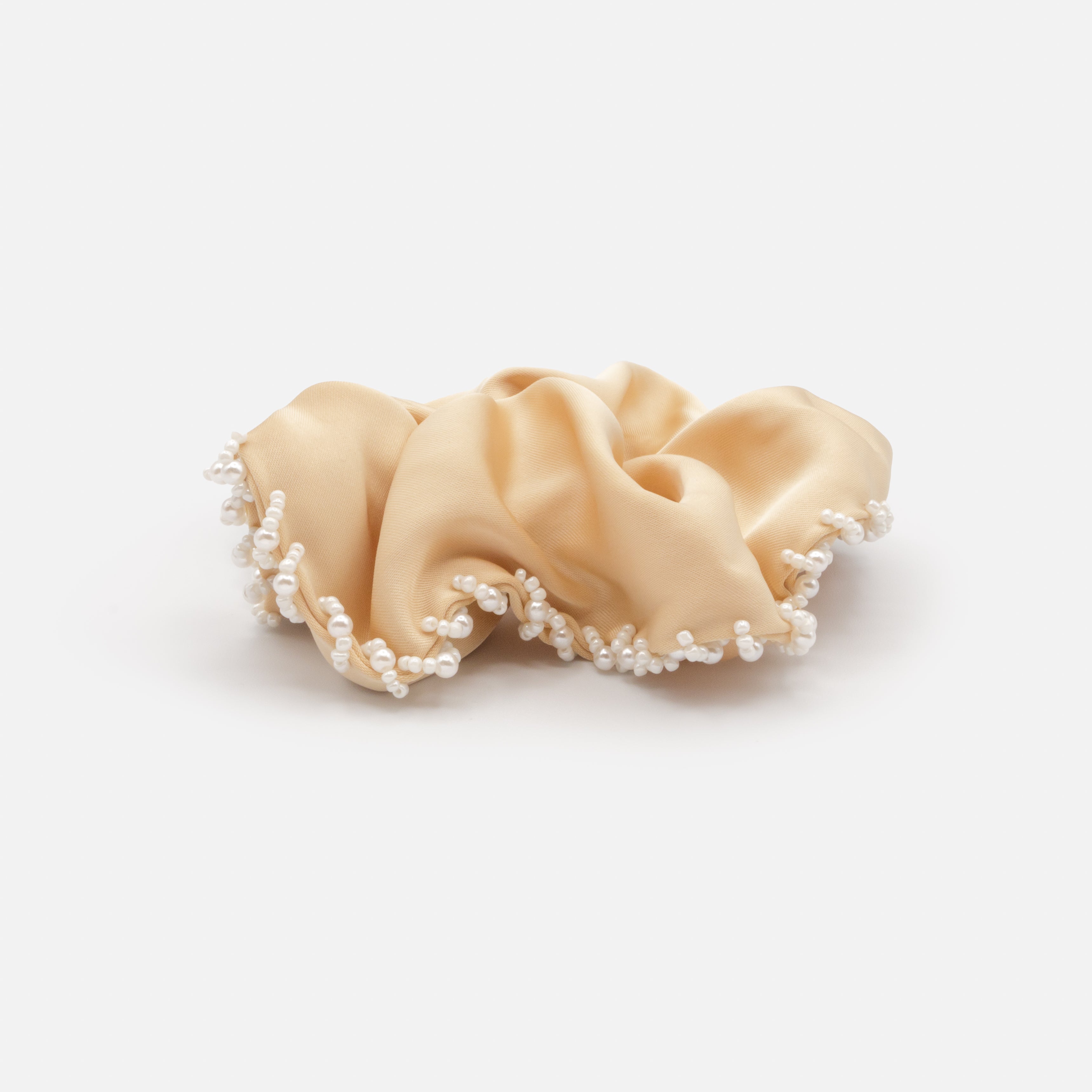 Beige scrunchie with white bead border