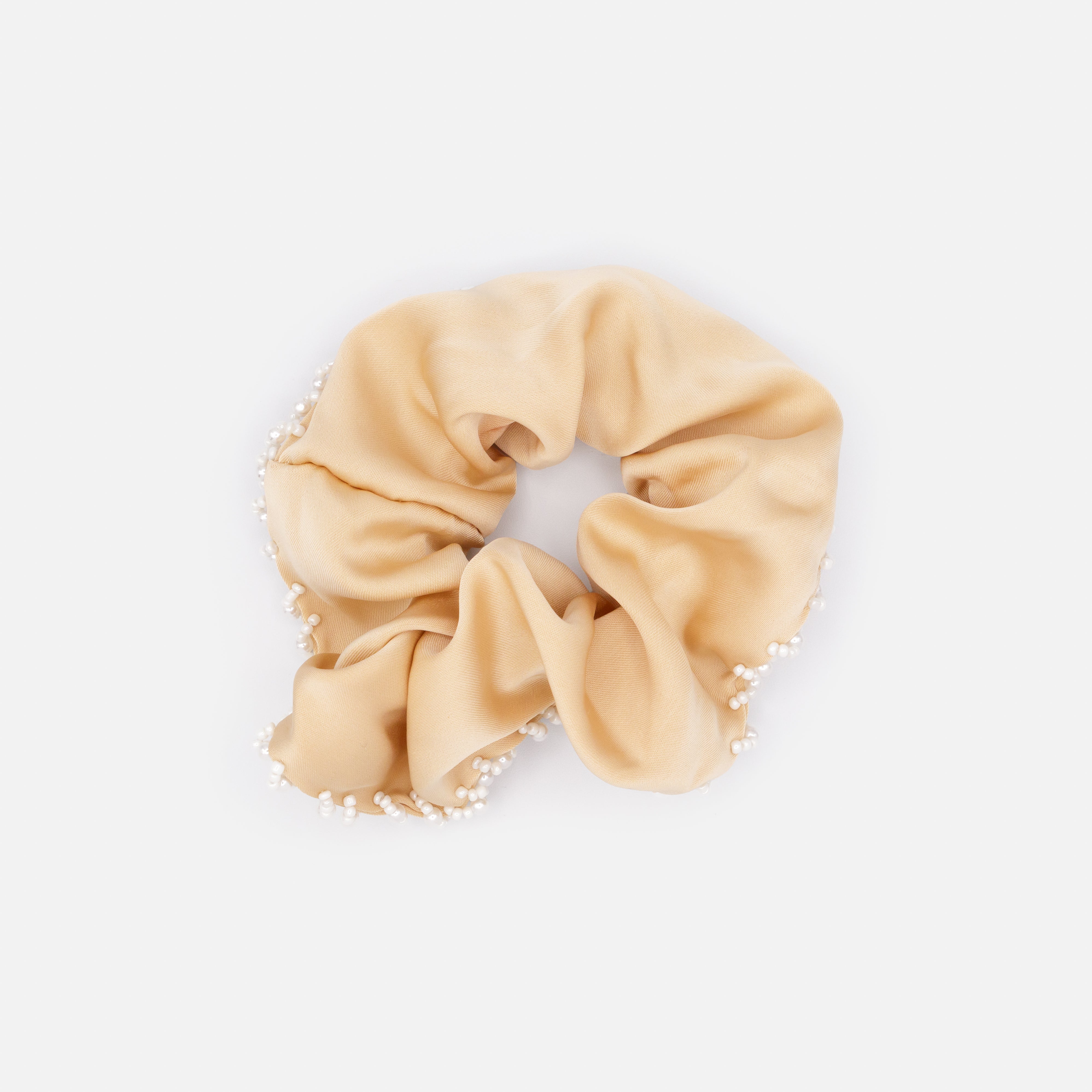 Beige scrunchie with white bead border