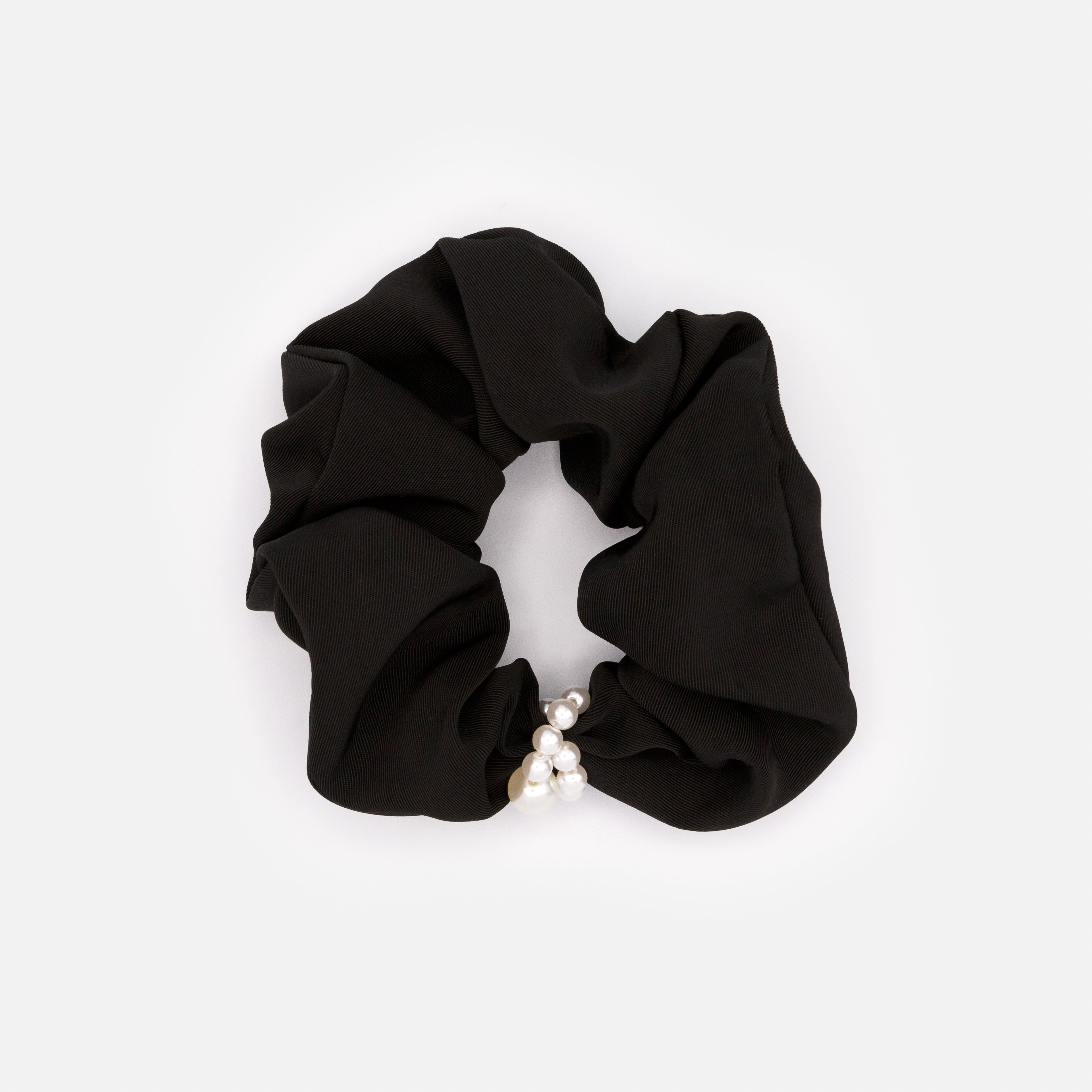 Chouchou noir avec noeud de perles