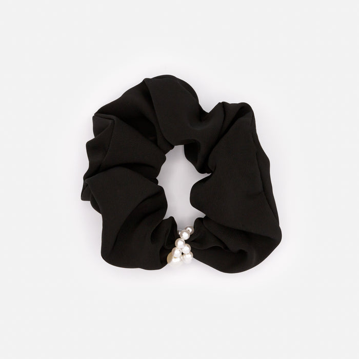 Chouchou noir avec noeud de perles