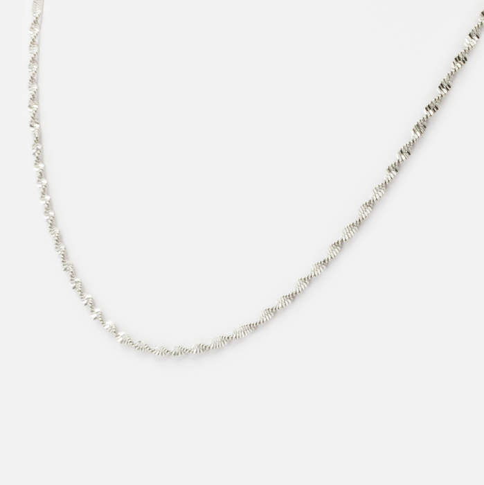 Ensemble bracelet et collier argentés