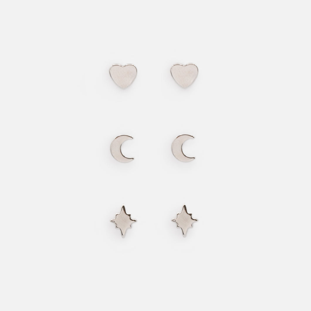 Set of 3 pairs of silvered fixed earrings