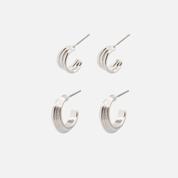Load image into Gallery viewer, Duo of silver hoop earrings in triple and fine lines
