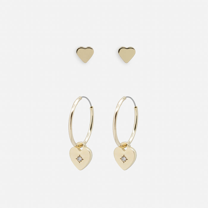 Fixed earrings and gold heart rings