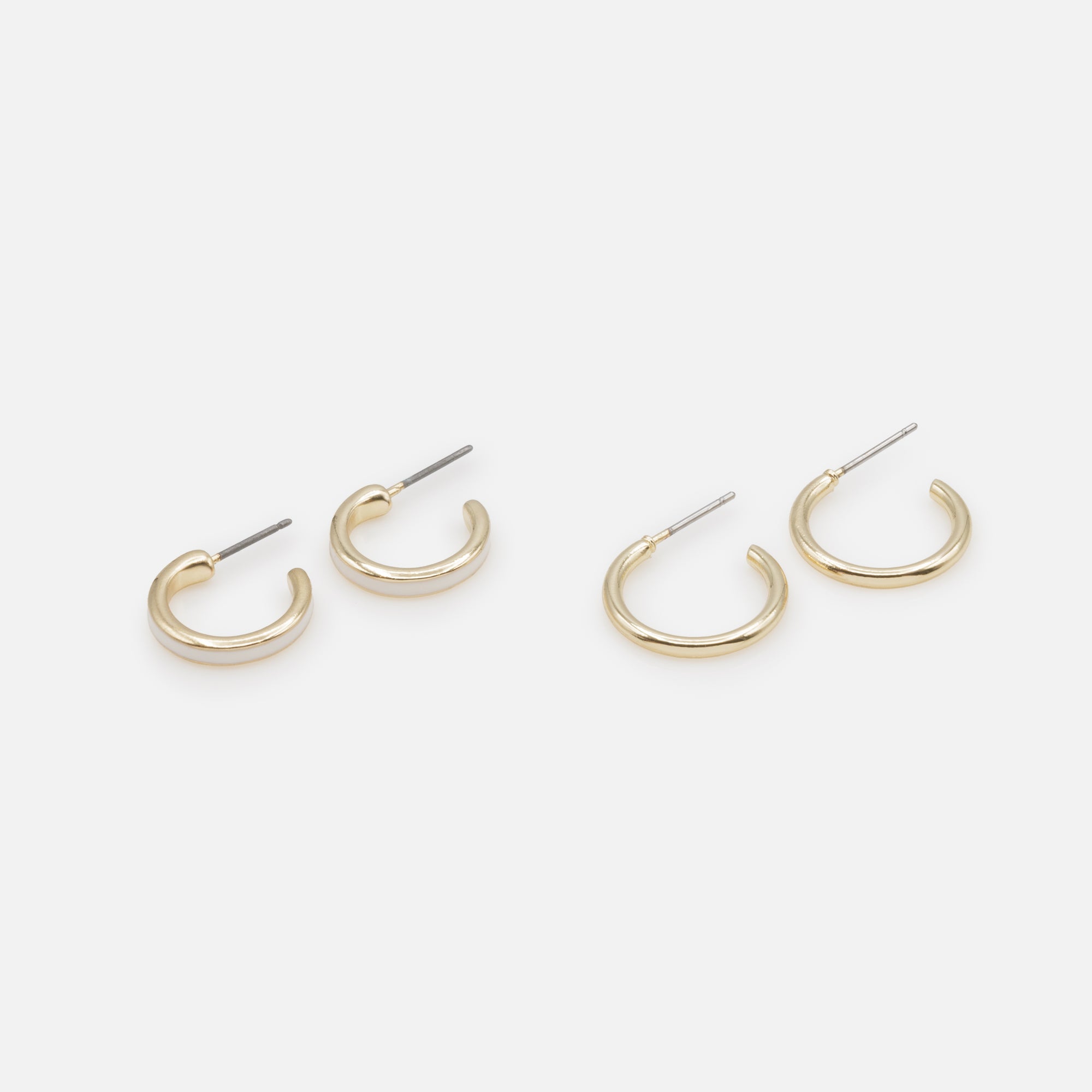 Duo of simple gold hoop earrings with white band