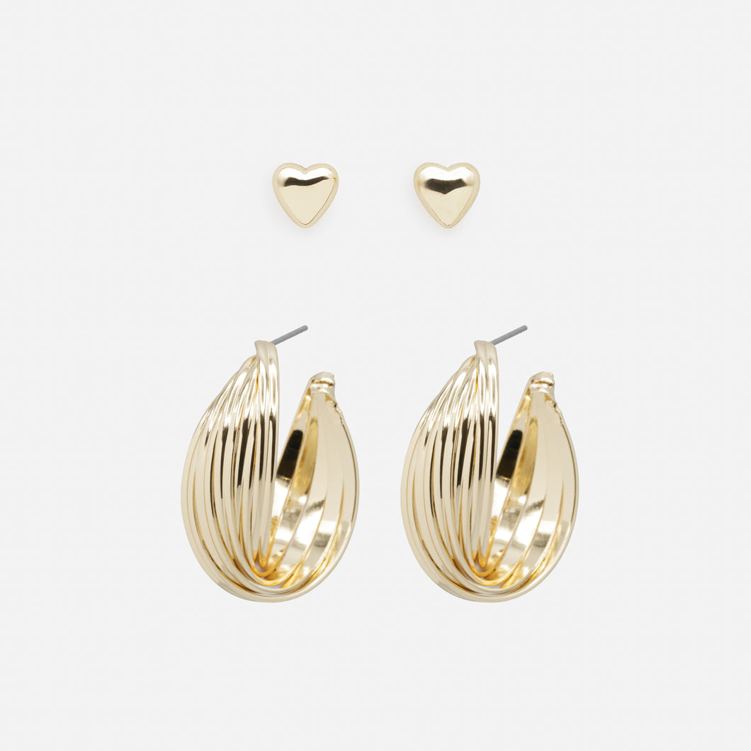 Duo of heart earrings and intertwined gold rings