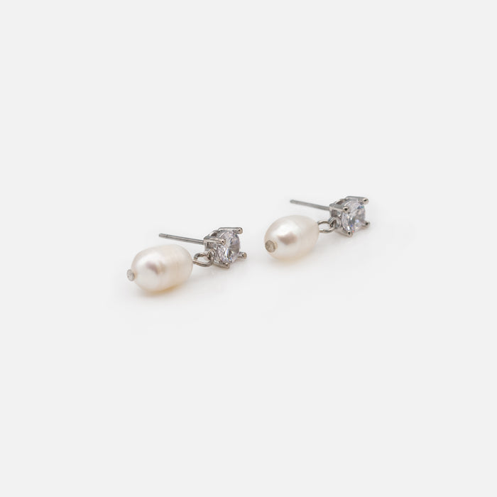 Boucles d'oreilles avec pierre et perle
