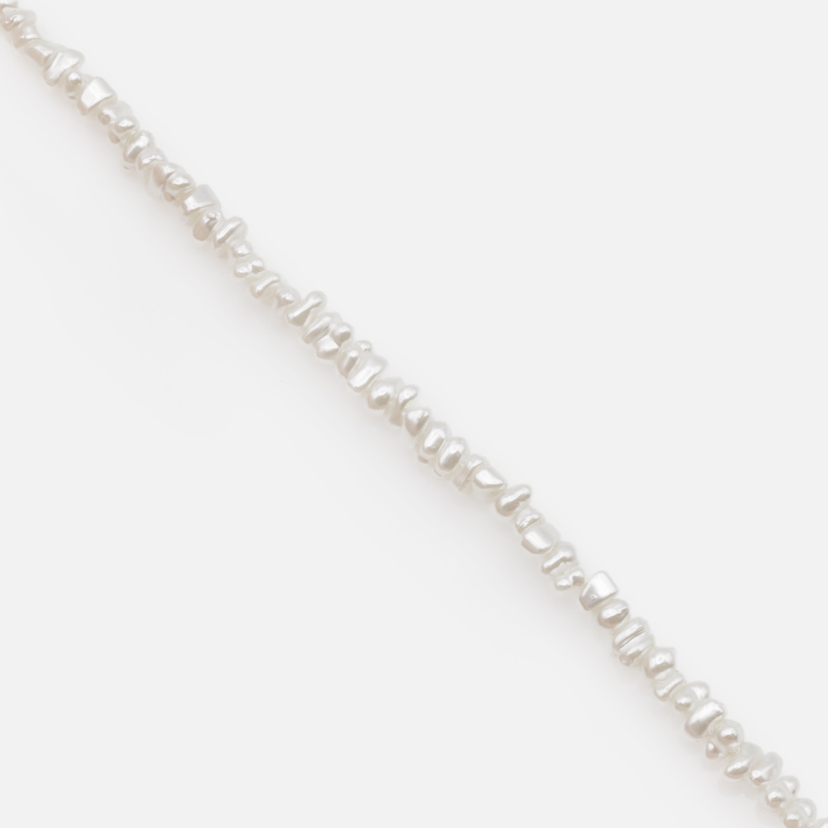 Bracelet doré de perles
