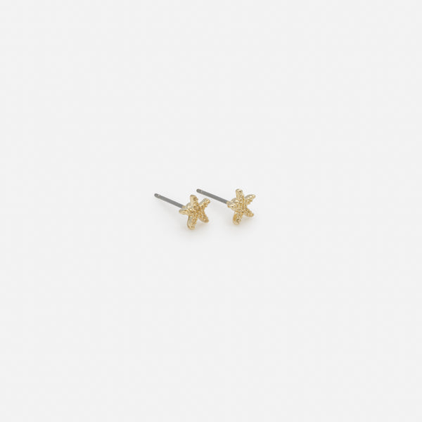 Load image into Gallery viewer, Trio of starfish pearl earrings and gold rings with pearly band
