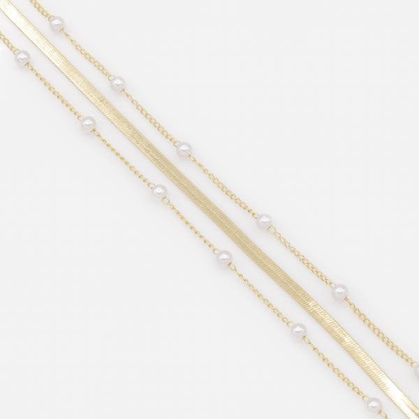 Load image into Gallery viewer, Trio of gold anklets with flat serpentine links and round beads
