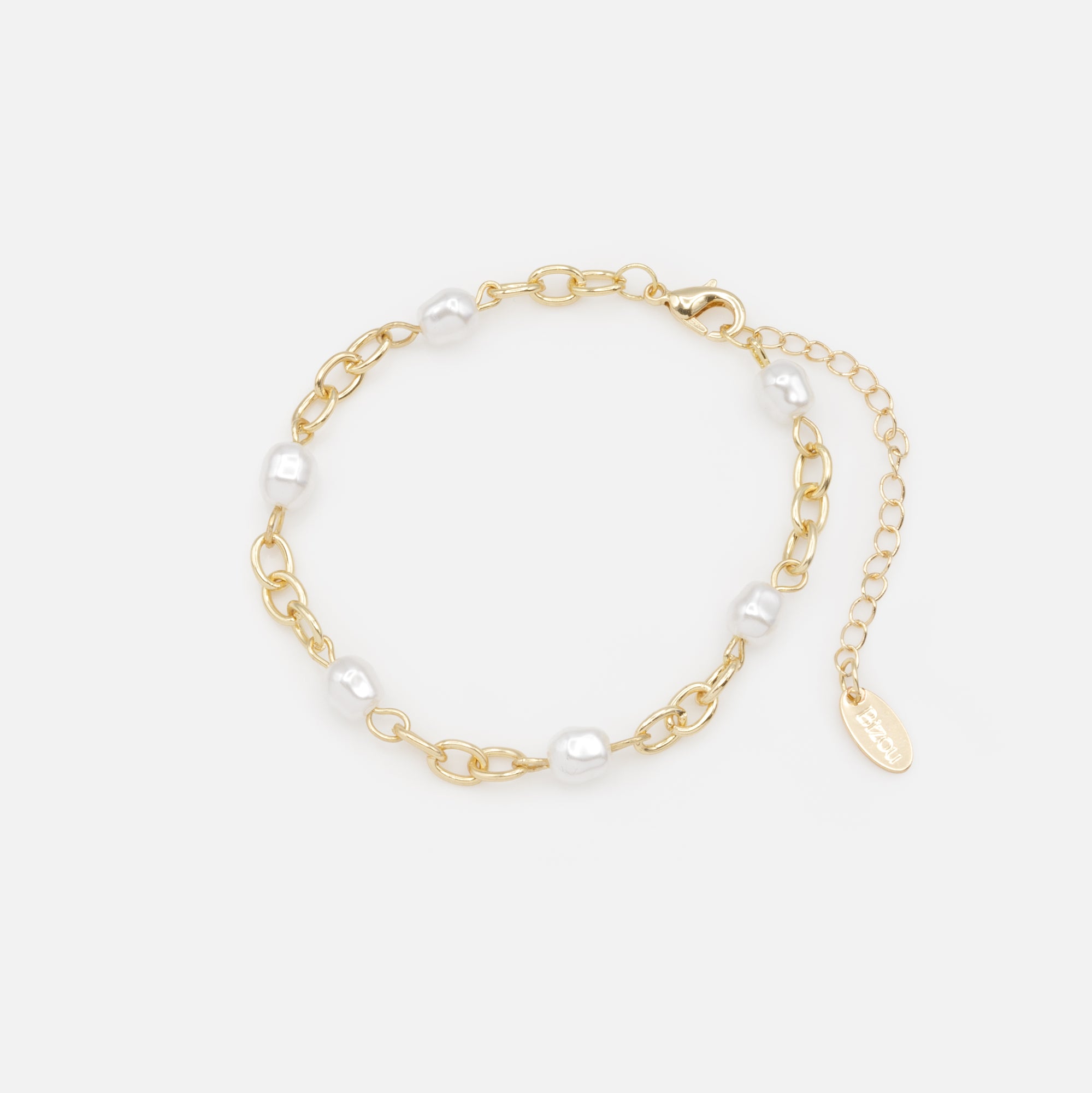 Bracelet mailles dorées et perles