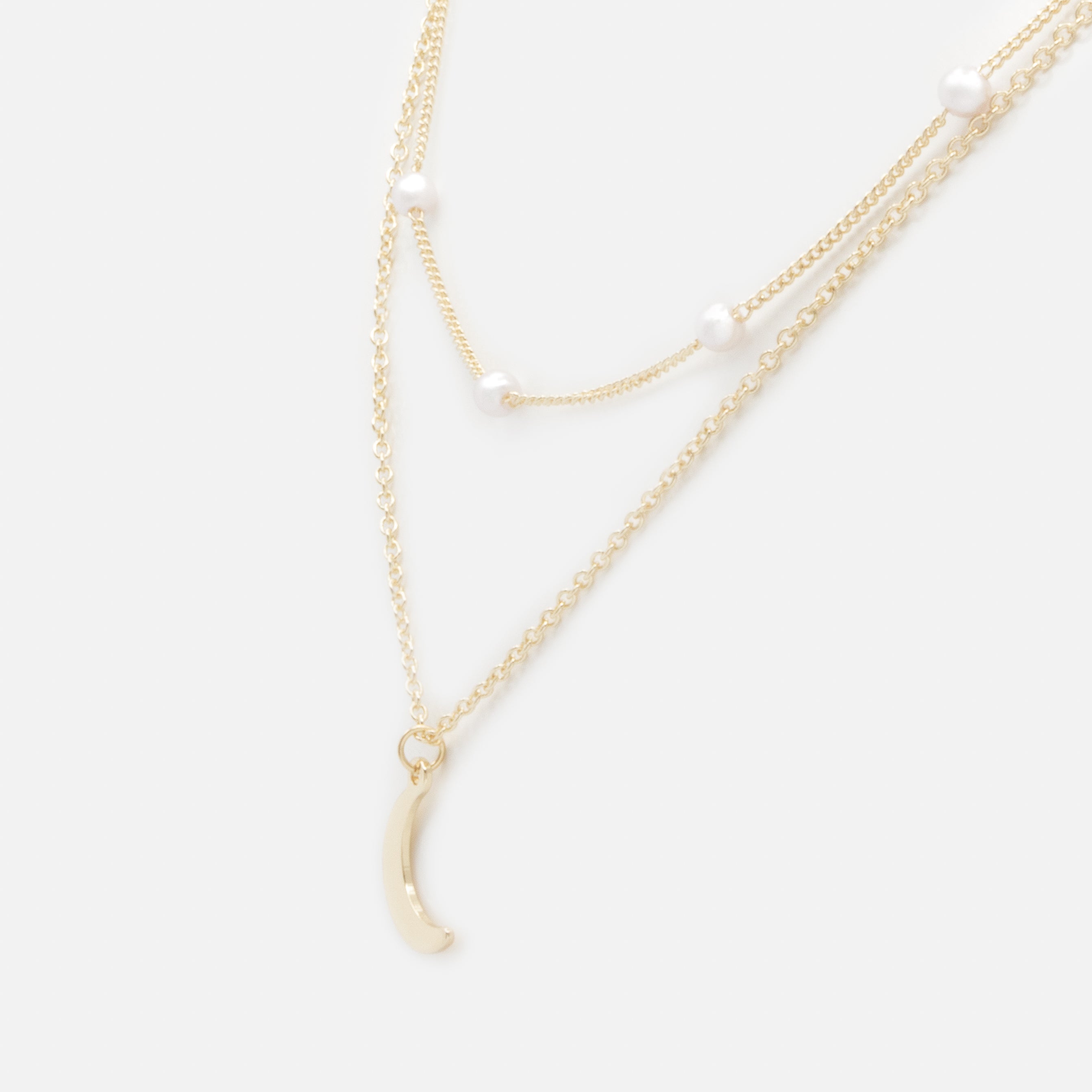 Collier doré double chaîne perles & breloque lune