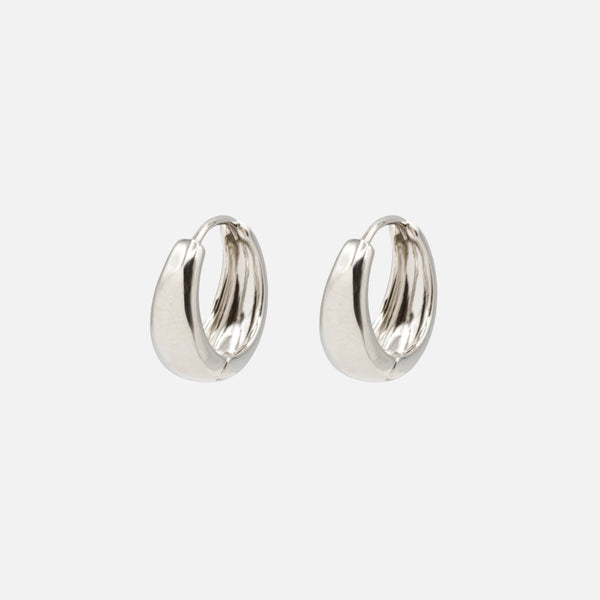 Load image into Gallery viewer, 15mm silver huggie earrings
