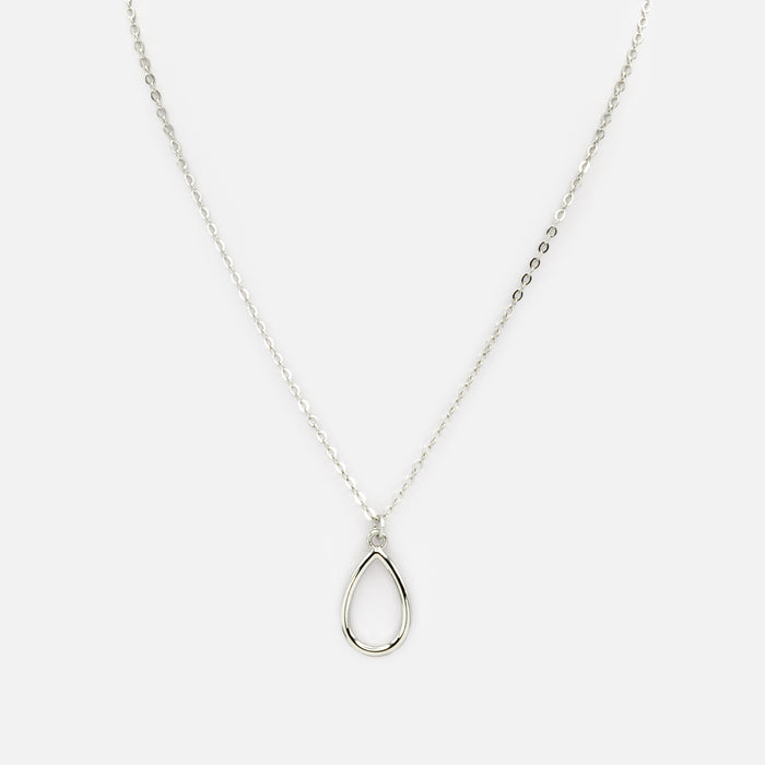 Collier argenté avec breloque goutte de pluie