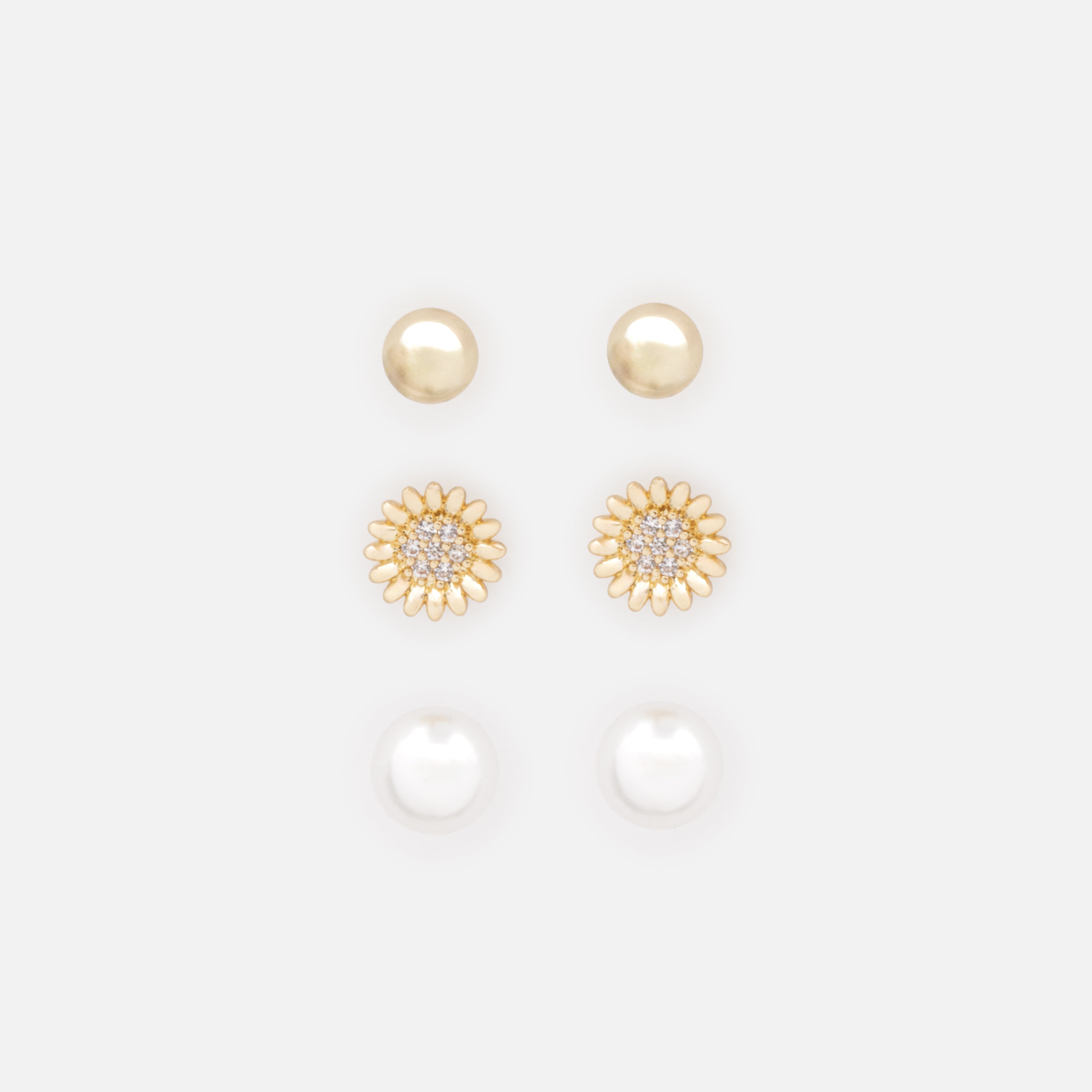 Trio de boucles d'oreilles fixes dorées avec tournesols