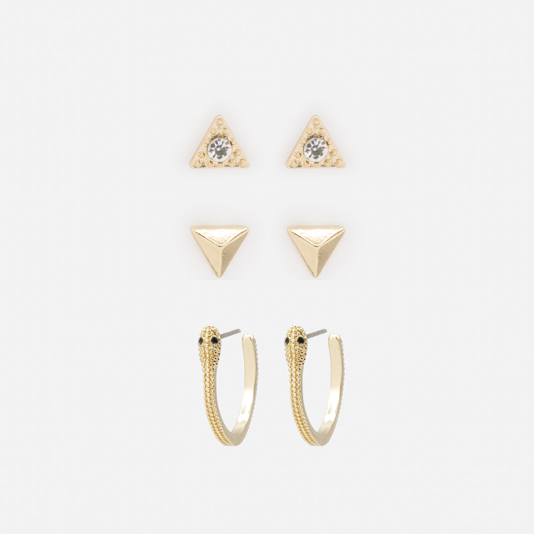 Duo of fixed earrings with golden triangles and rings with snake