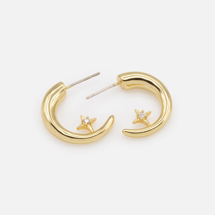 Boucles d'oreilles demi-anneaux dorés avec étoile et zircon cubique