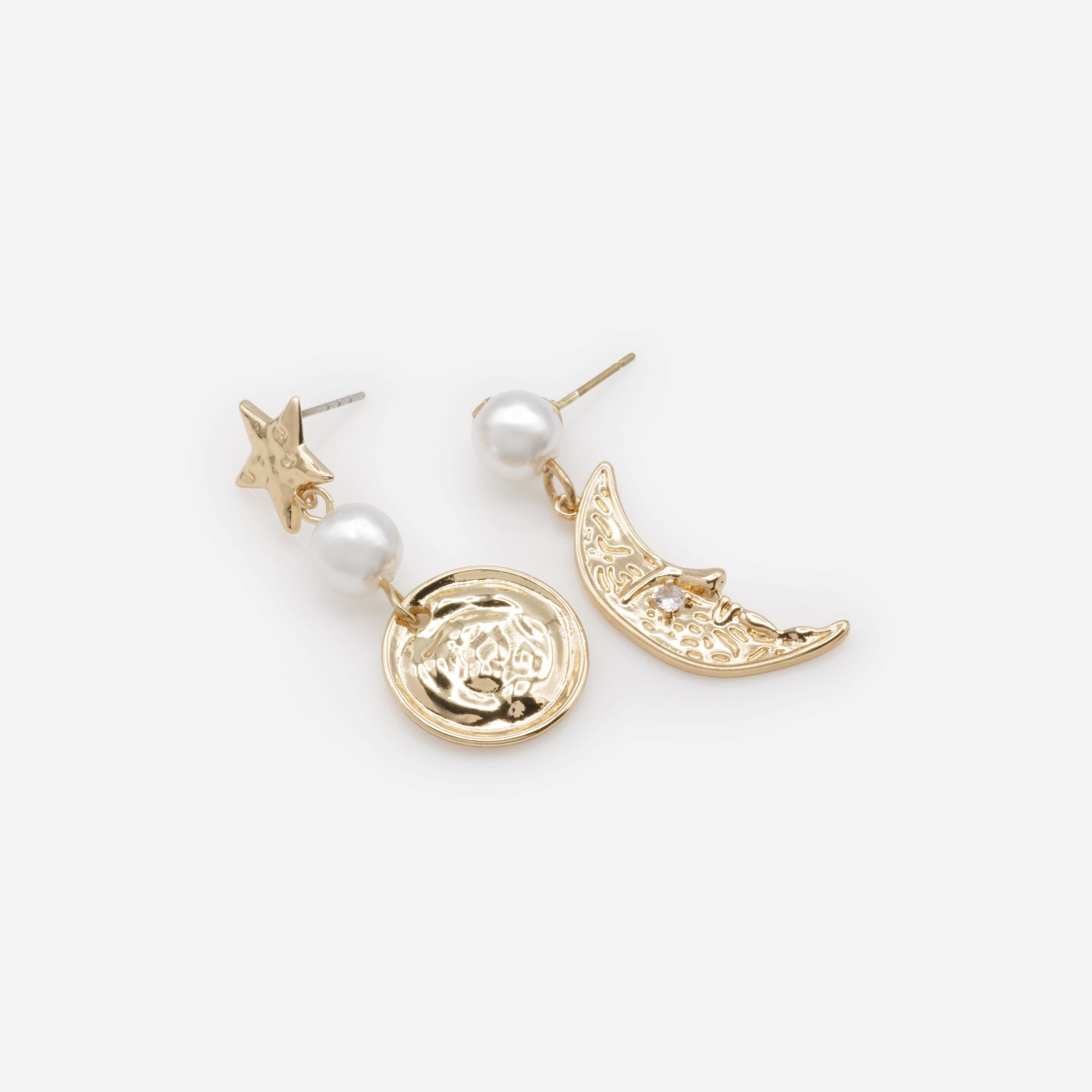 Boucles d'oreilles lunes et étoile dorées avec perles