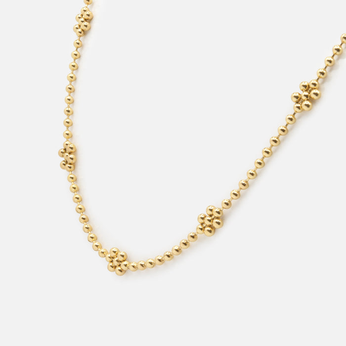 Small flower gold necklace