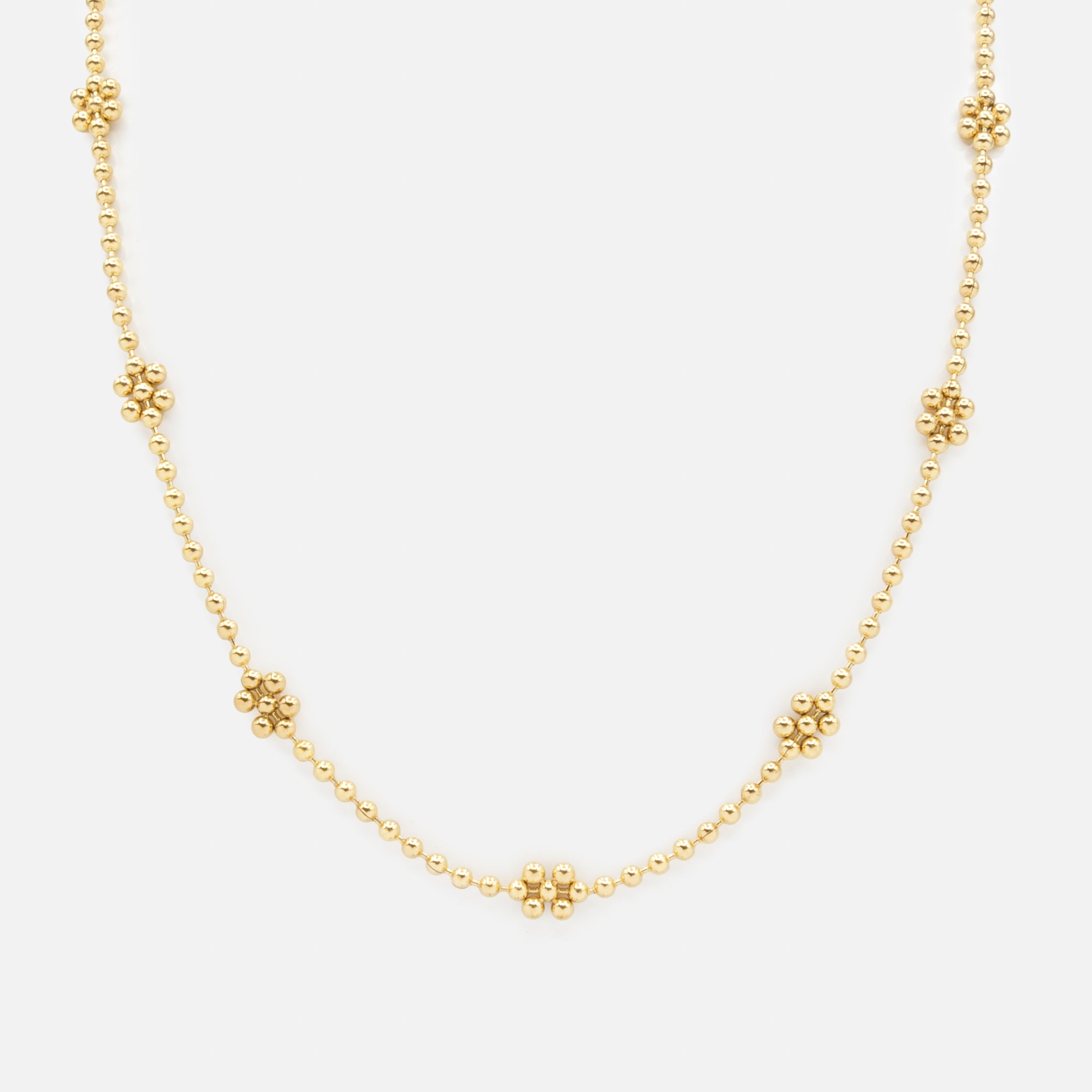 Small flower gold necklace