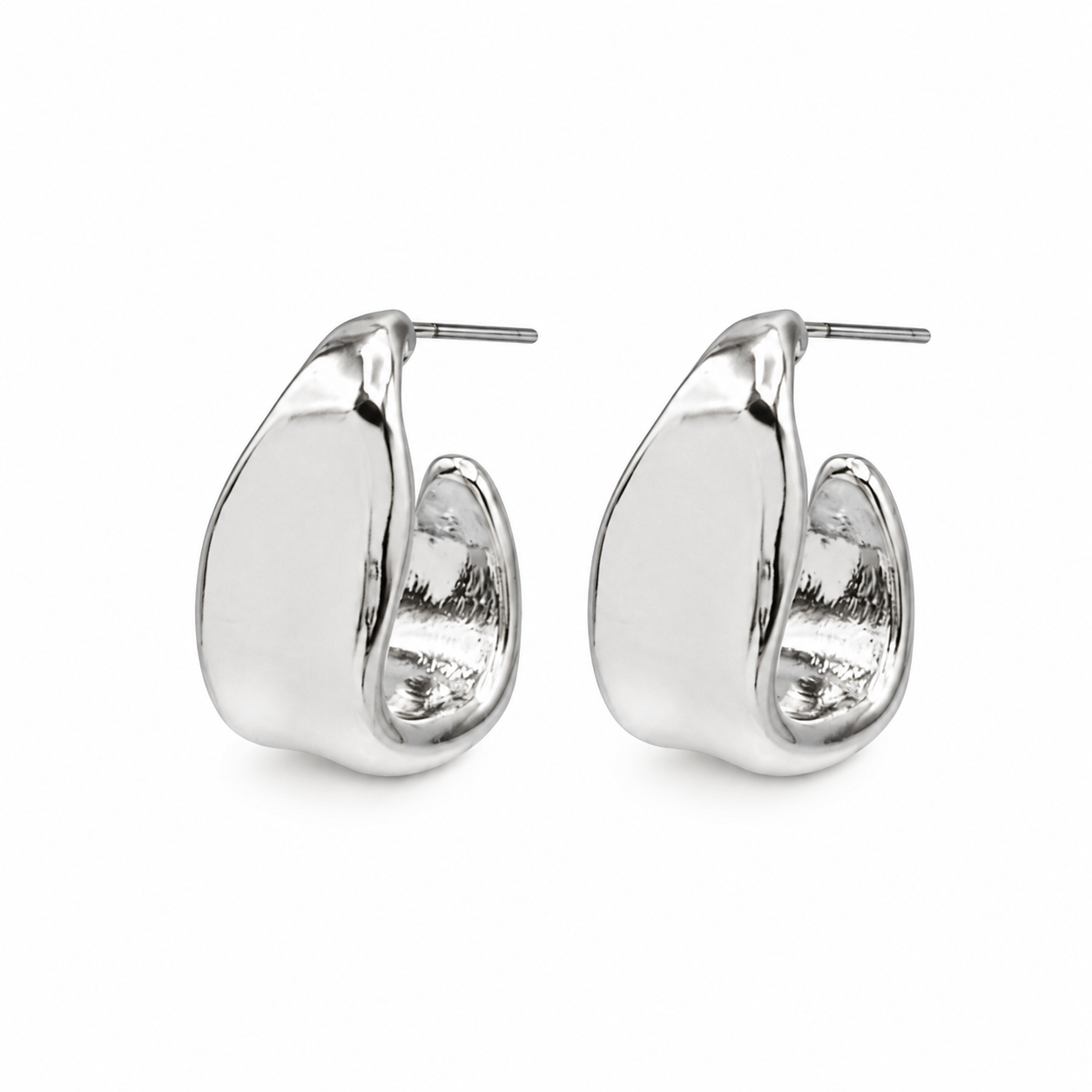 Boucles d'oreilles anneaux argentés imparfaits