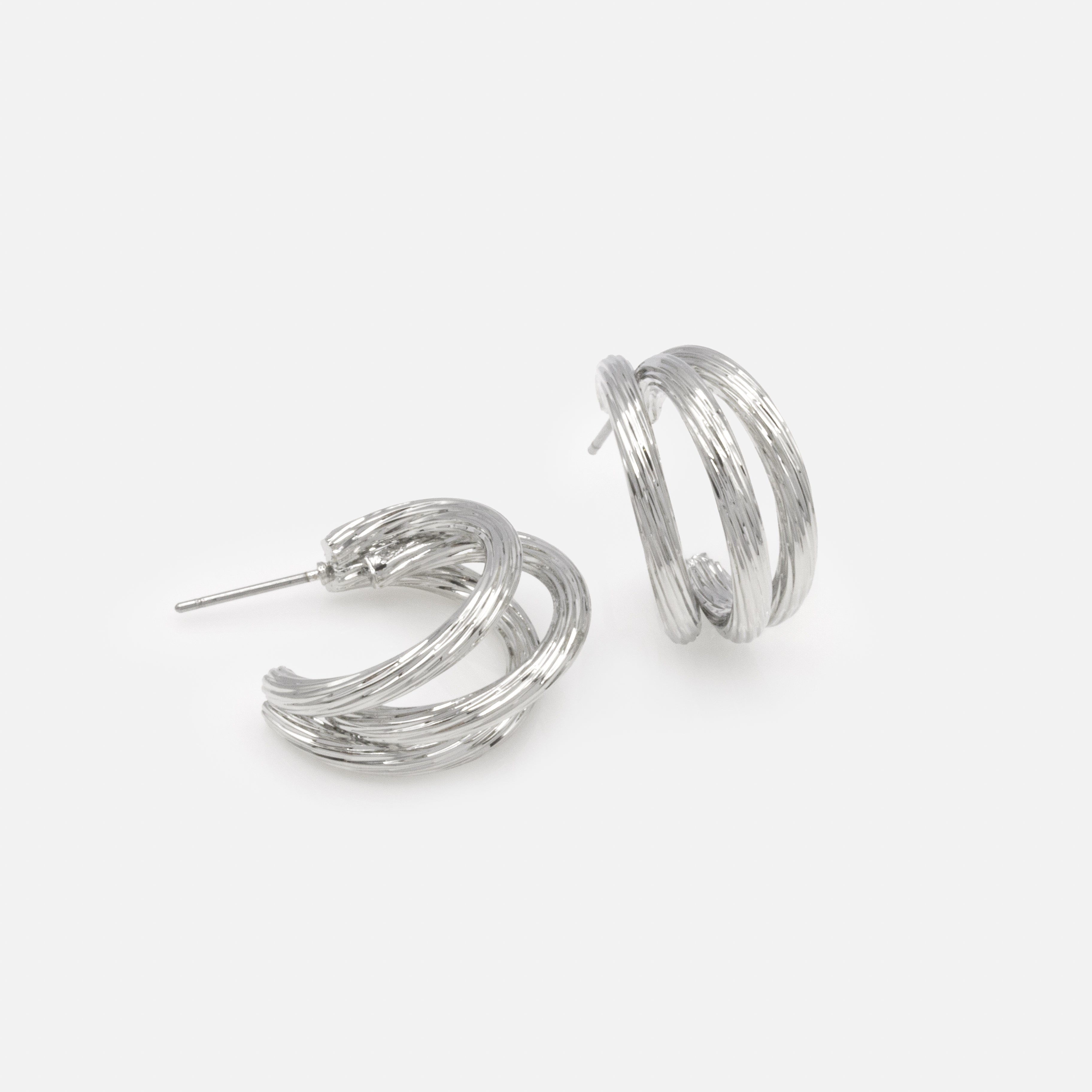 Boucles d'oreilles triple anneau argenté à rainures