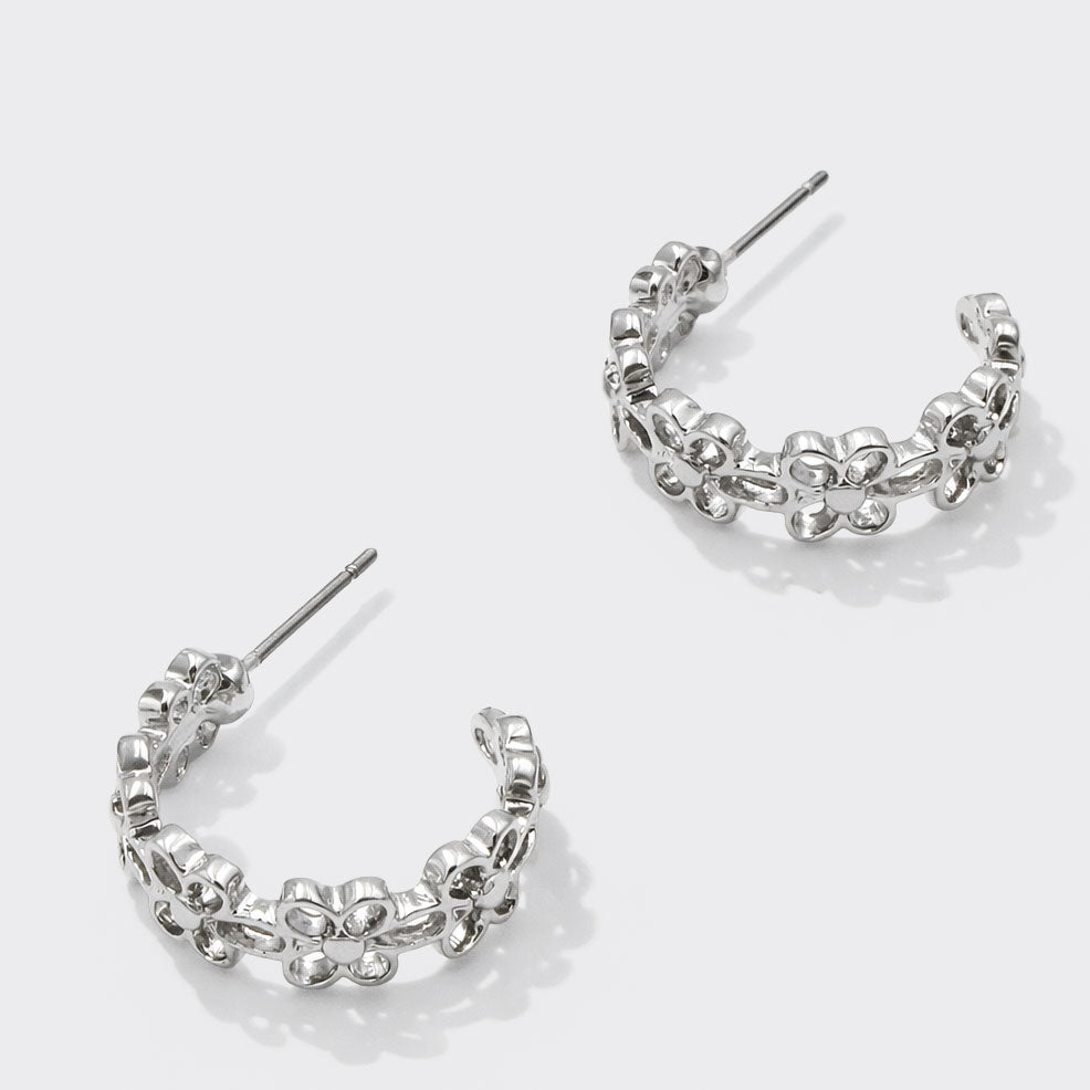 Boucles d'oreilles anneaux floraux argenté