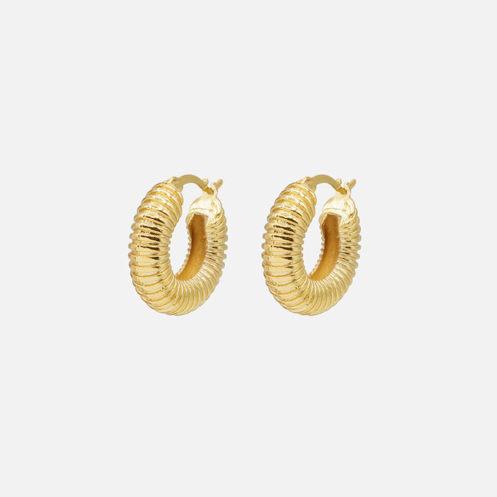 Gold-plated grooved hoop earrings