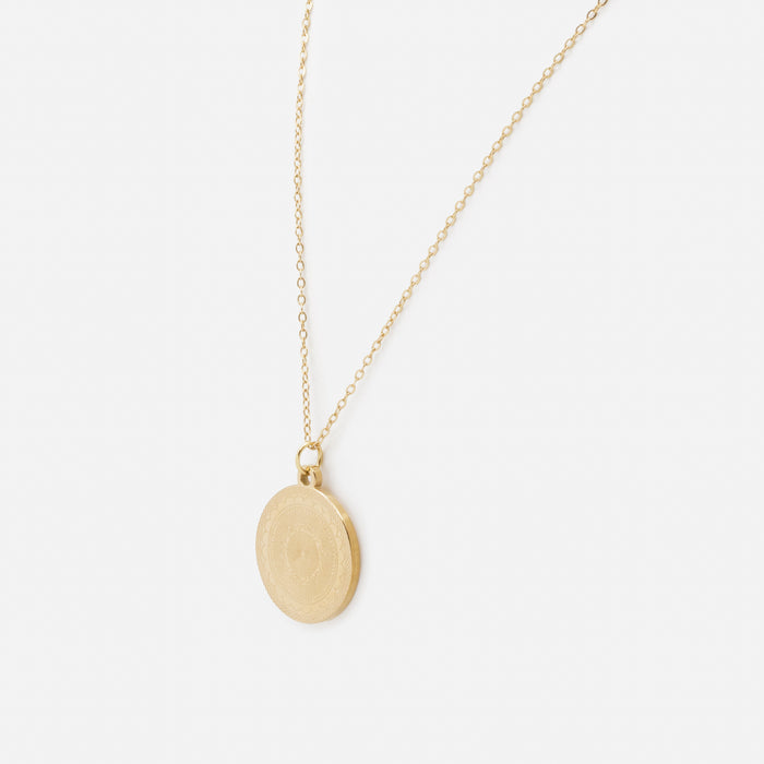 Collier doré avec pendentif rosace en acier inoxydable