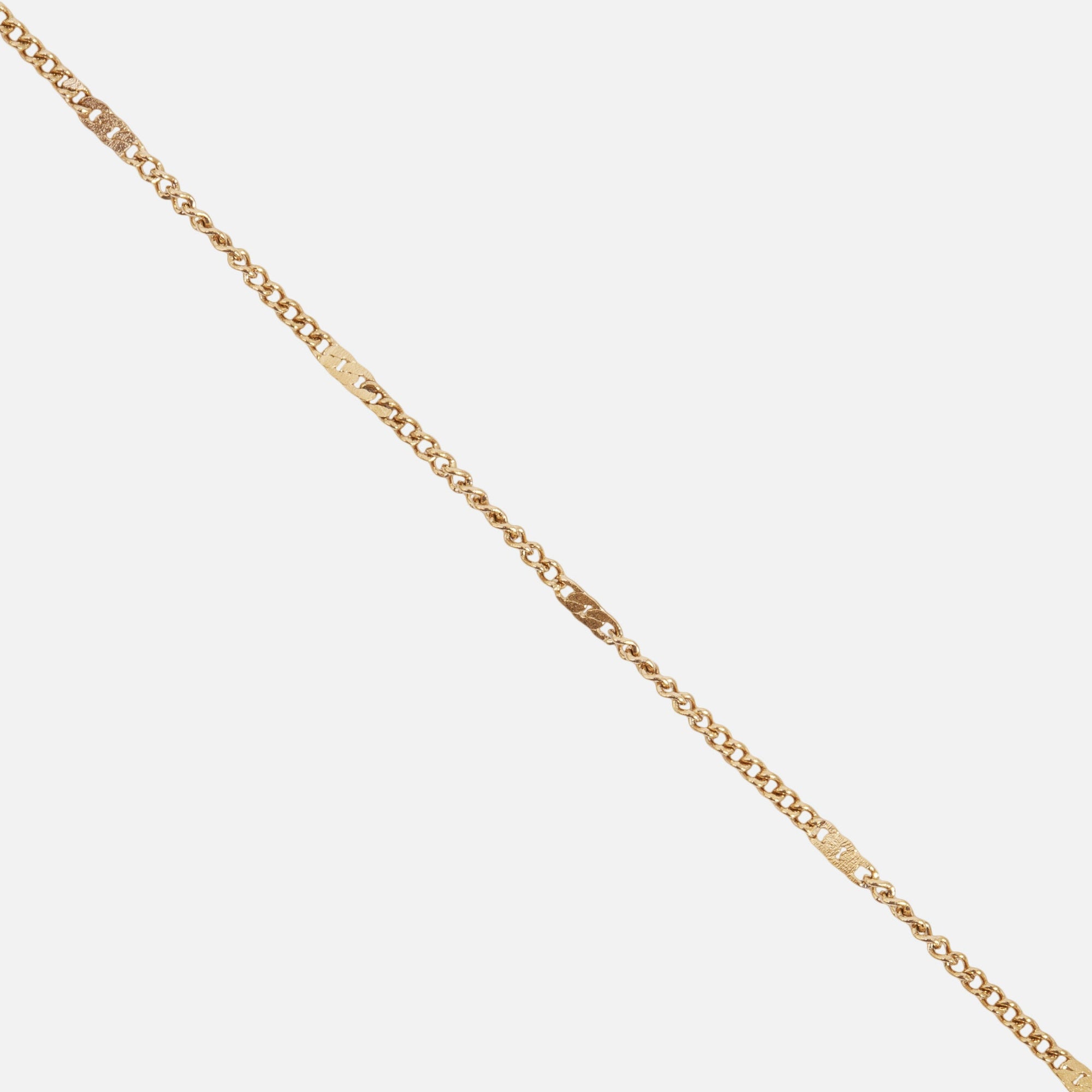 Bracelet doré insertions plates en acier inoxydable