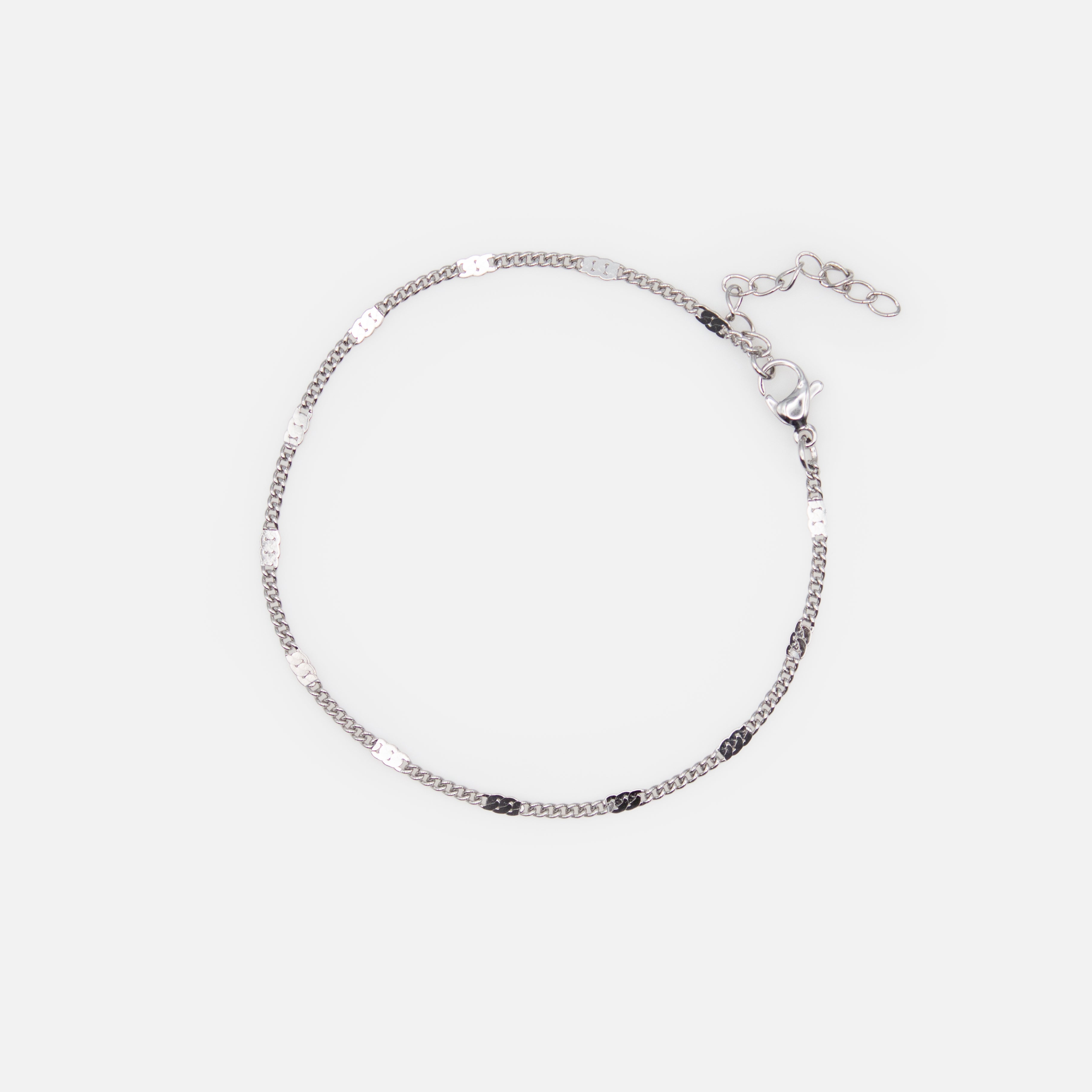 Duo de bracelets argentés avec billes et insertions plates en acier inoxydable