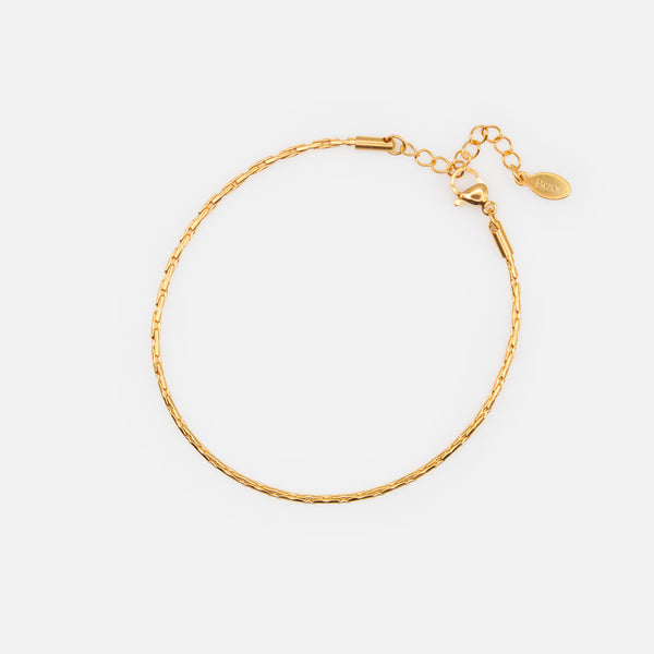 Load image into Gallery viewer, Gold grain of rice mesh bracelet in stainless steel
