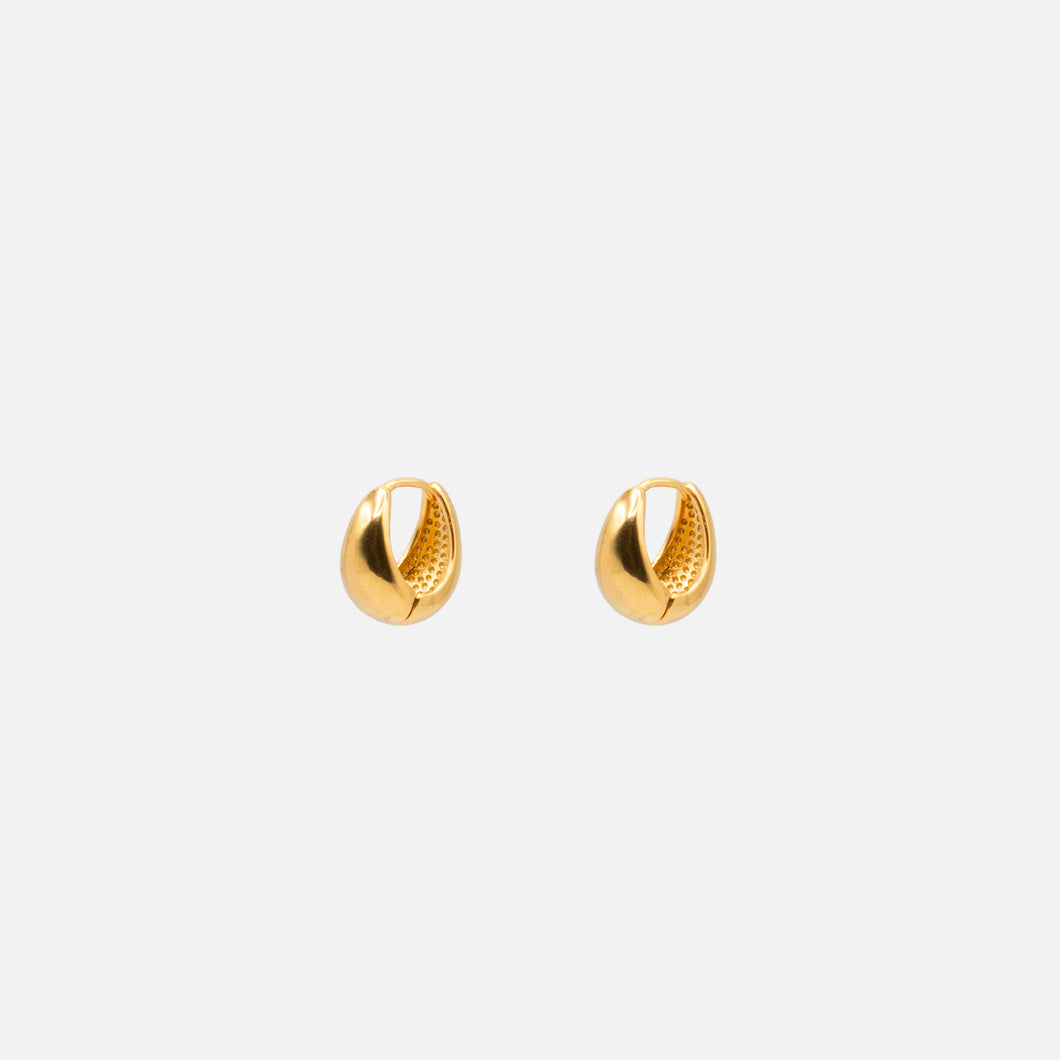 Small gold oval earrings with a wide base in stainless steel