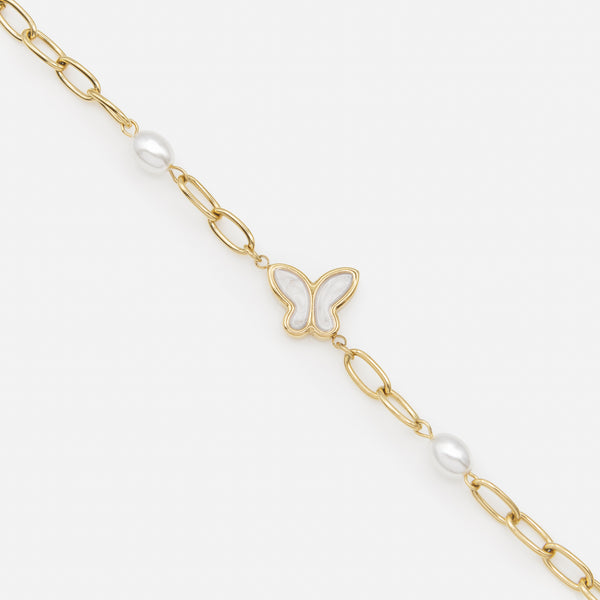 Load image into Gallery viewer, Golden bracelet with elongated pearls and pearly butterfly in stainless steel

