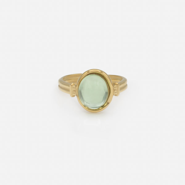 Load image into Gallery viewer, Golden ring with translucent oval green stone
