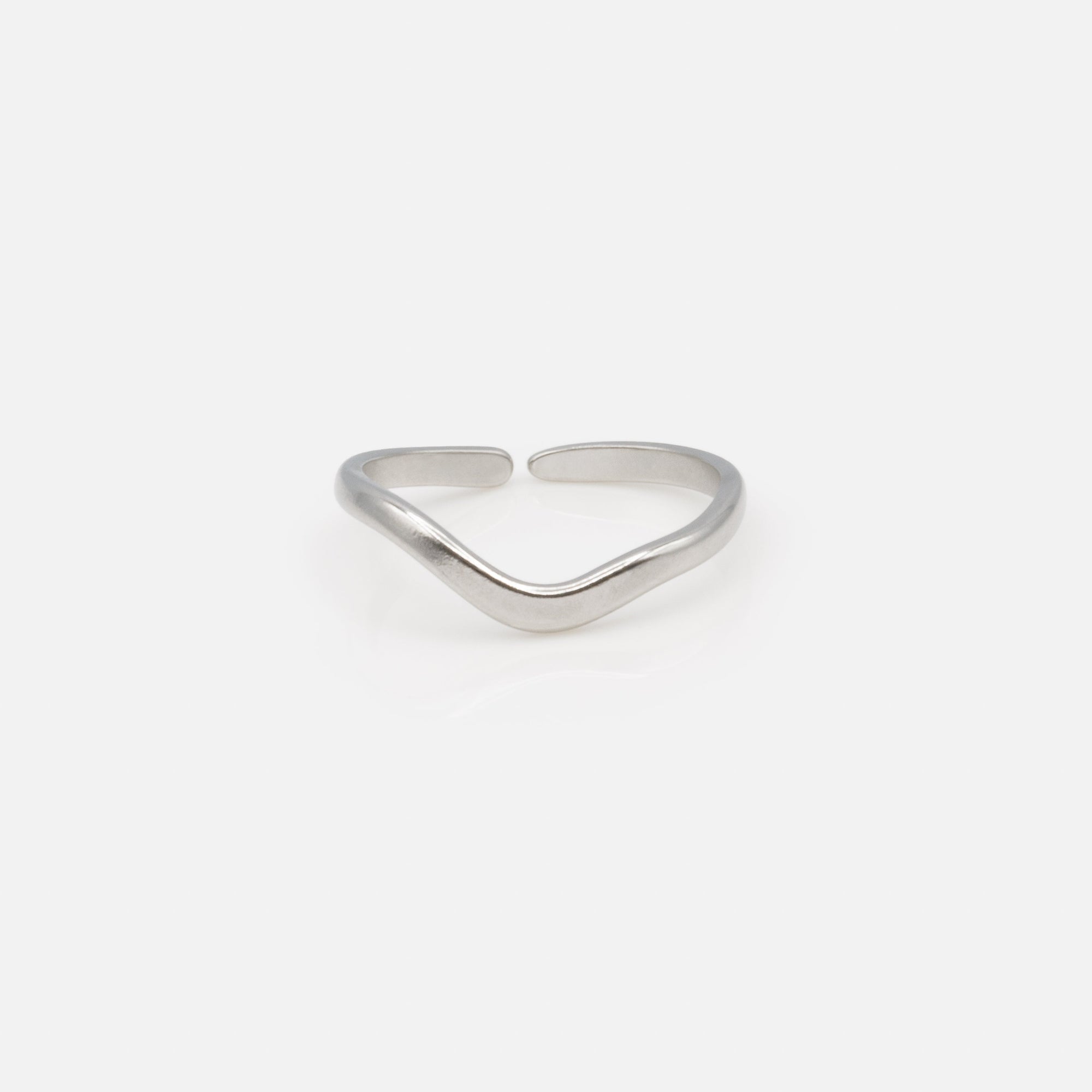 Silver wavy ring in stainless steel