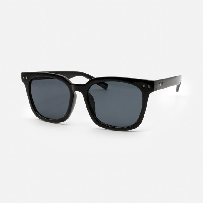 Black sunglasses with black lenses
