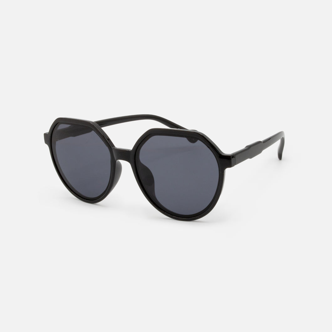 Black flat lens sunglasses