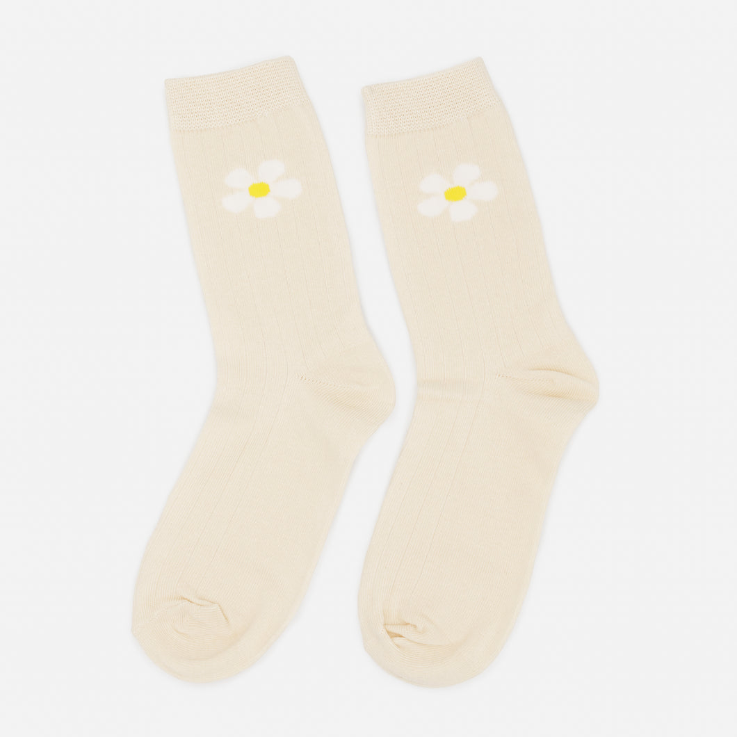 Cream ribbed socks with daisies