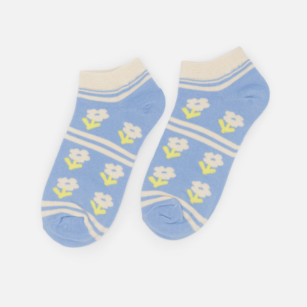 Pale blue ankle socks with cream flowers