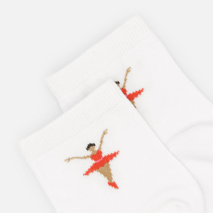 Bas cheville blancs avec ballerine rouge
