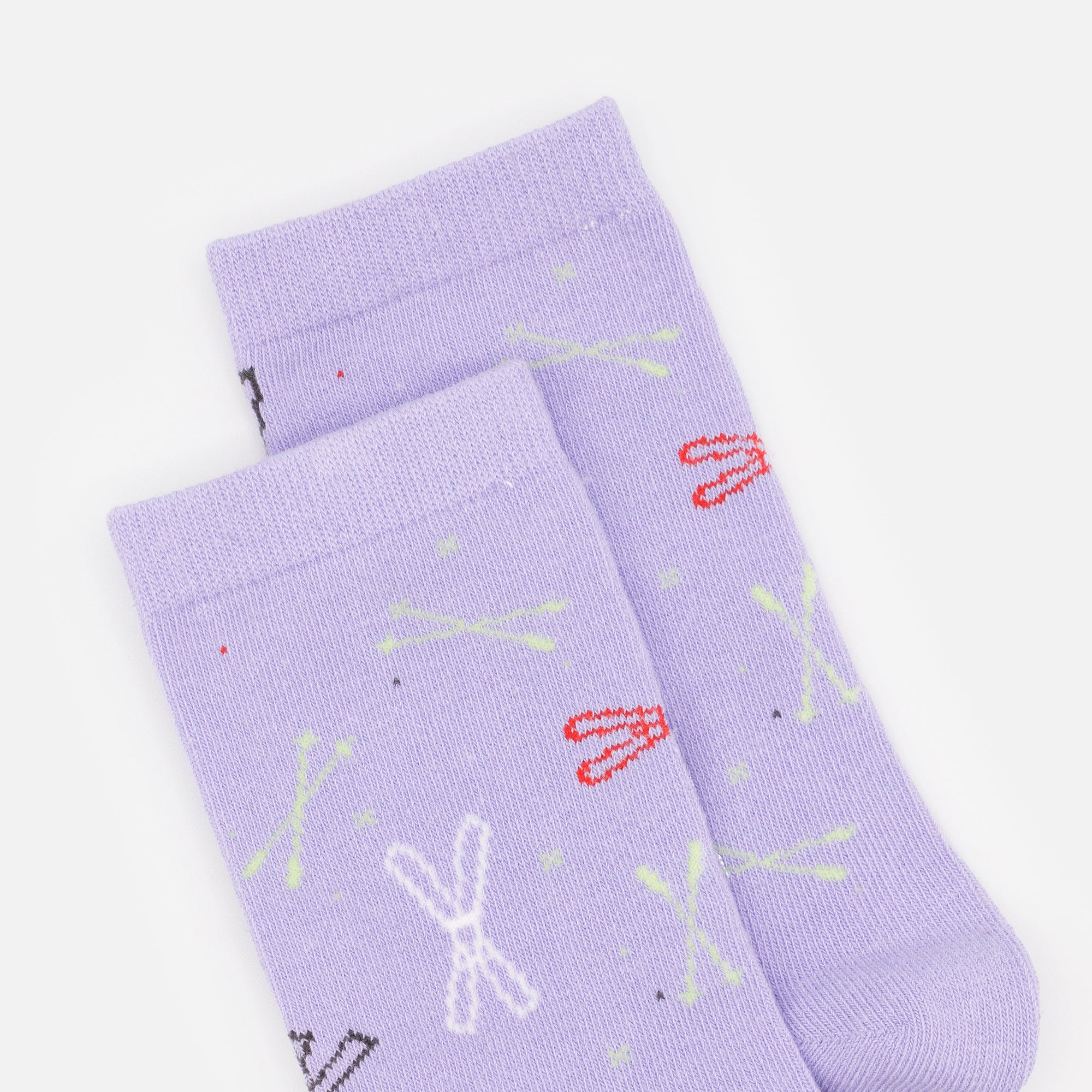 Bas lilas avec skis multicolores