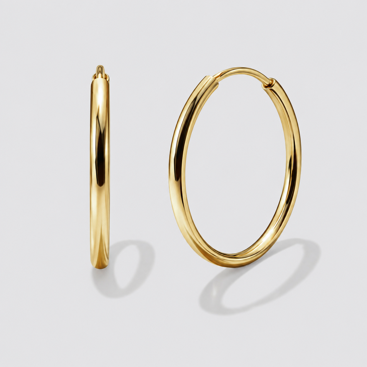 Boucles d'oreilles dormeuses dorées en acier inoxydable