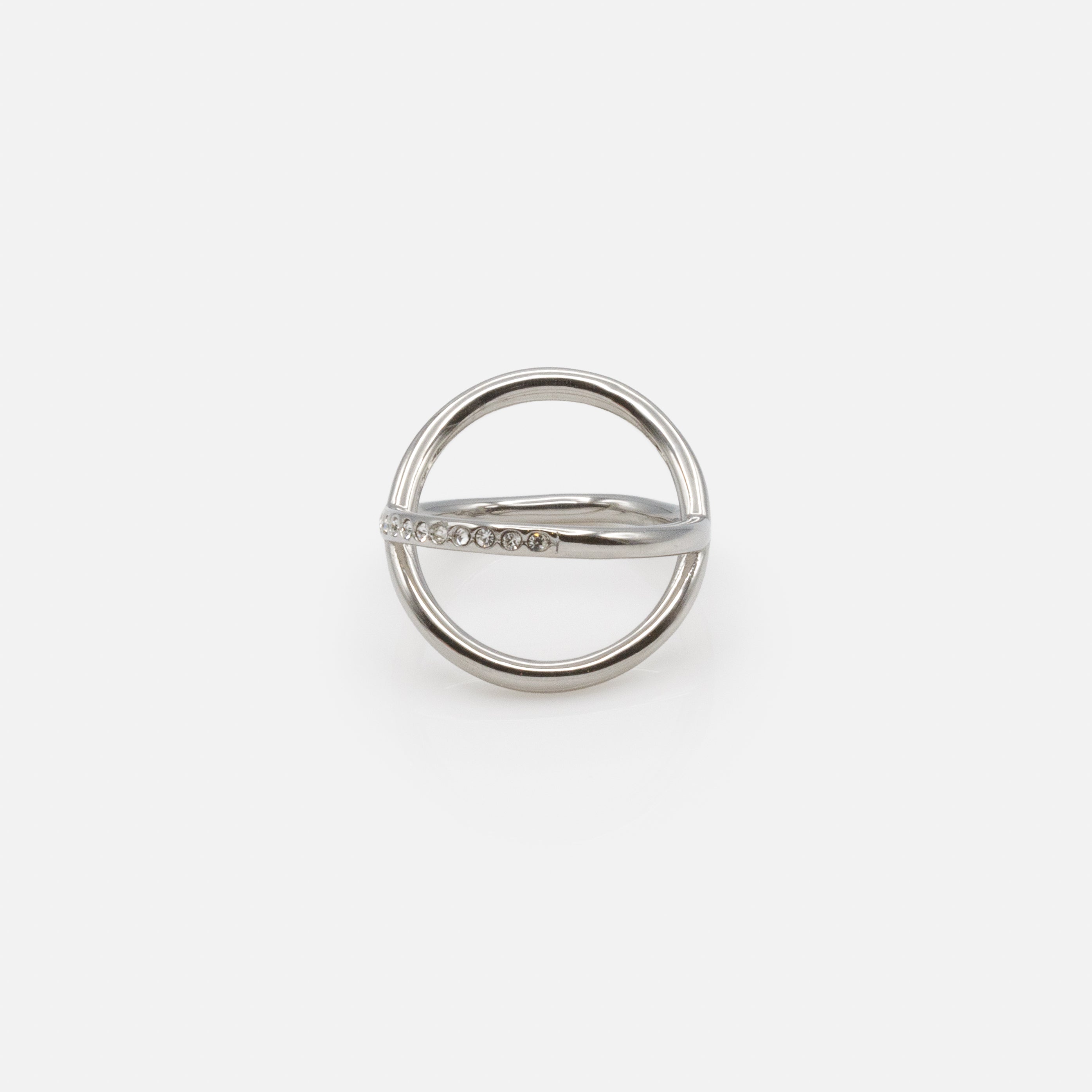 Bague argentée en "X" avec zircons cubiques en acier inoxydable